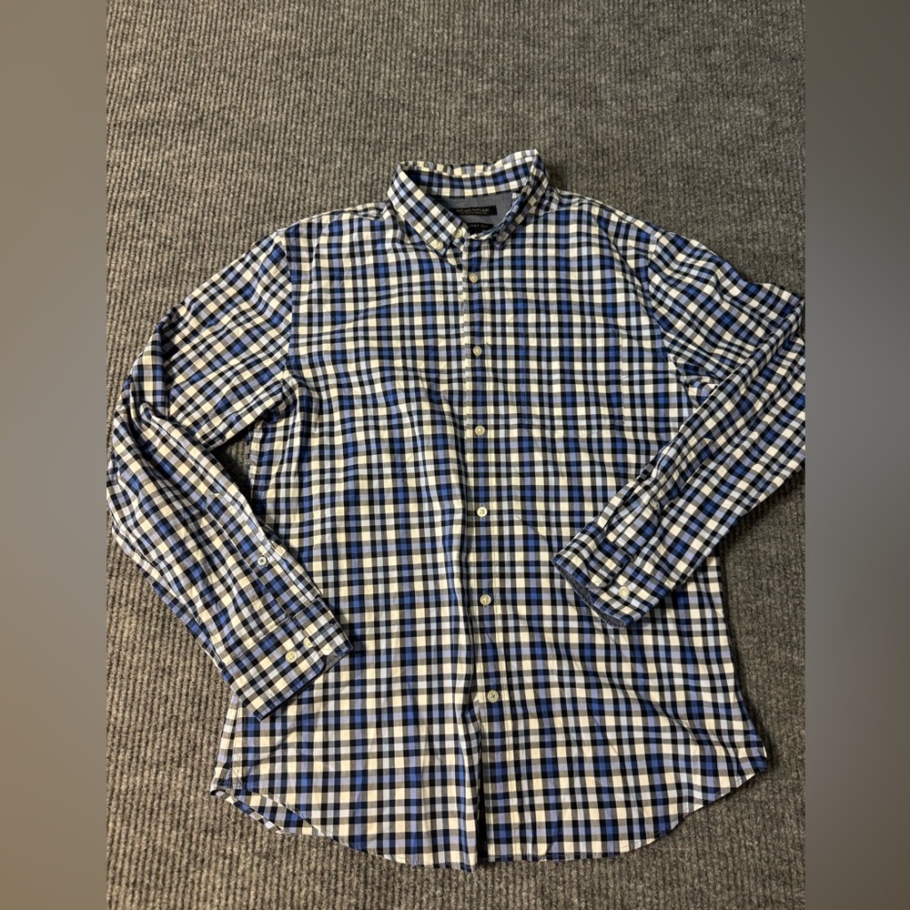 Men's Banana Republic Navy and White Plaid‎ Shirt size Large